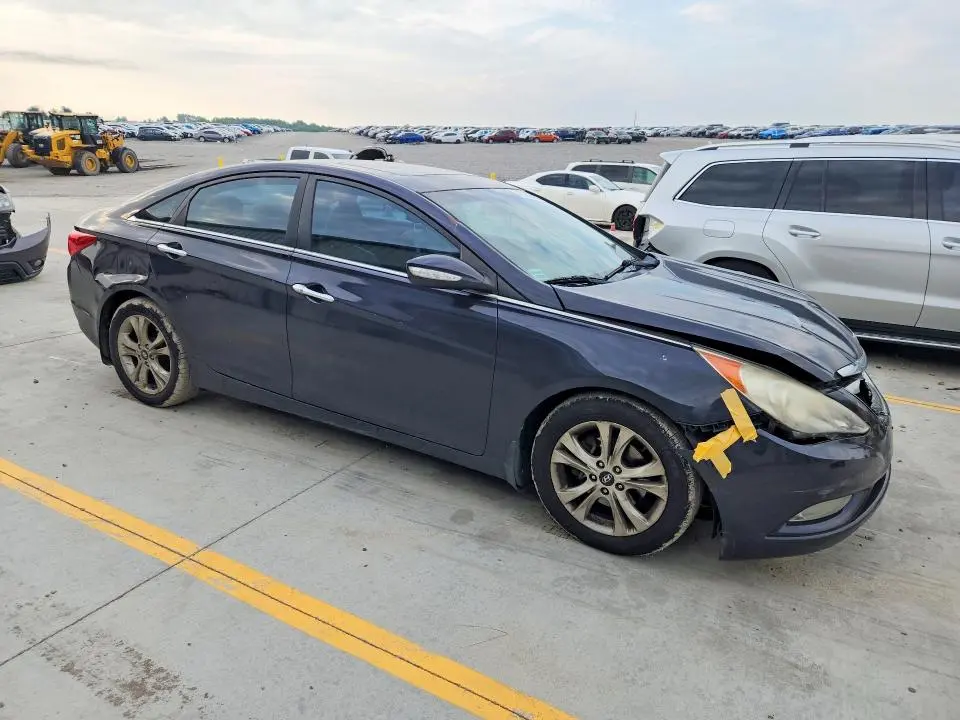 2011 HYUNDAI SONATA LIMITED  