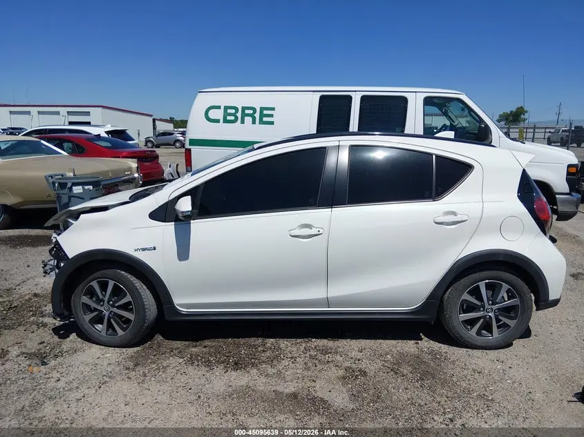 2018 TOYOTA PRIUS C ONE