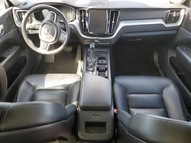2019 VOLVO XC60 T6 MOMENTUM  