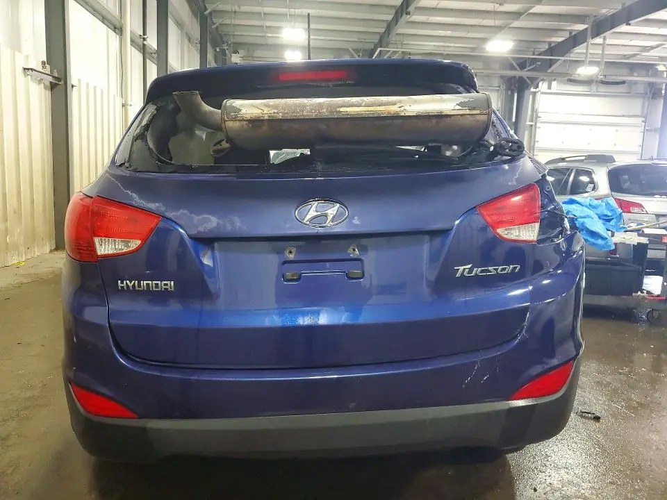 2011 HYUNDAI TUCSON GLS  