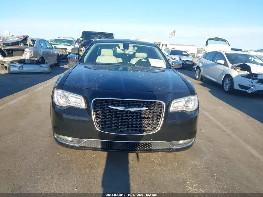 2016 CHRYSLER 300C  