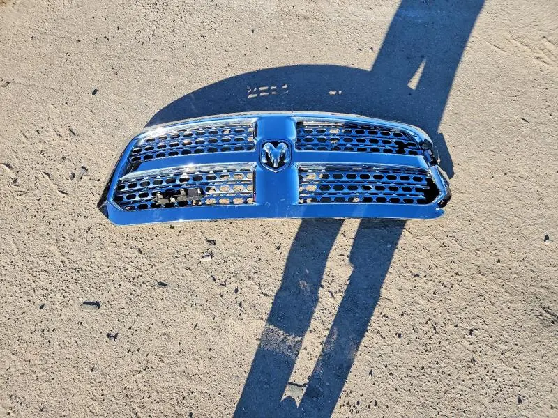 2015 RAM 1500 LARAMIE  