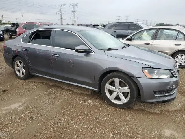 2012 VOLKSWAGEN PASSAT SE  
