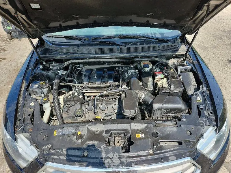 2016 FORD TAURUS SE  