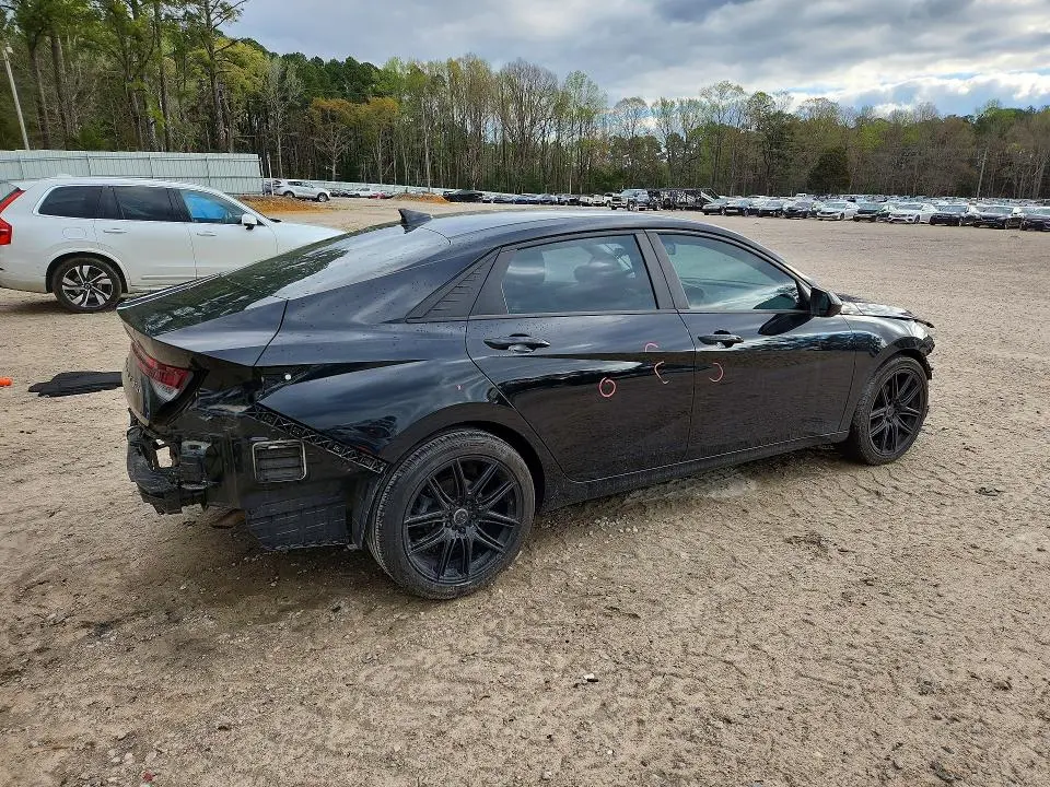 2023 HYUNDAI ELANTRA   