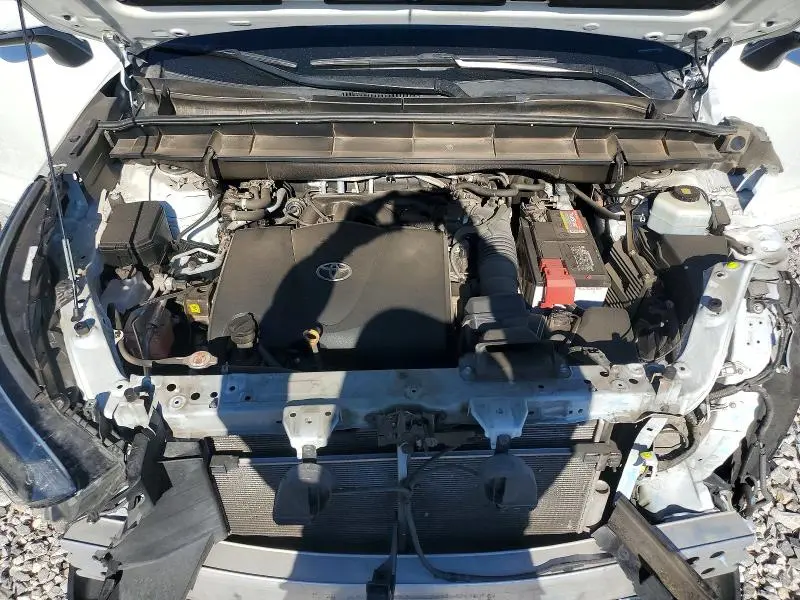 2022 TOYOTA HIGHLANDER L  