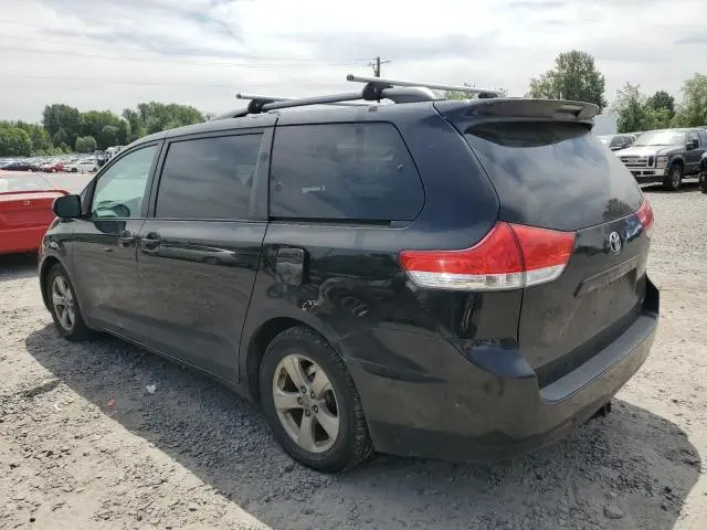 2011 TOYOTA SIENNA LE  