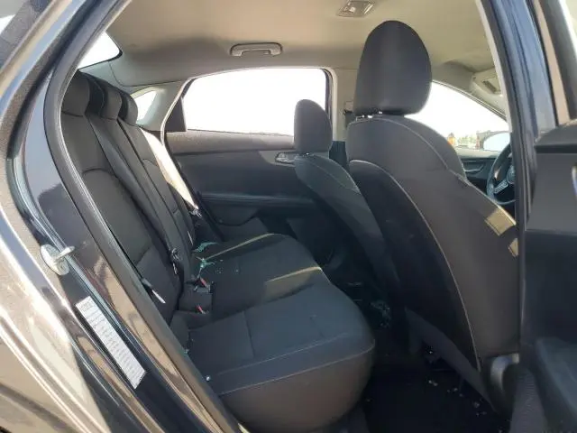 2019 KIA FORTE FE  