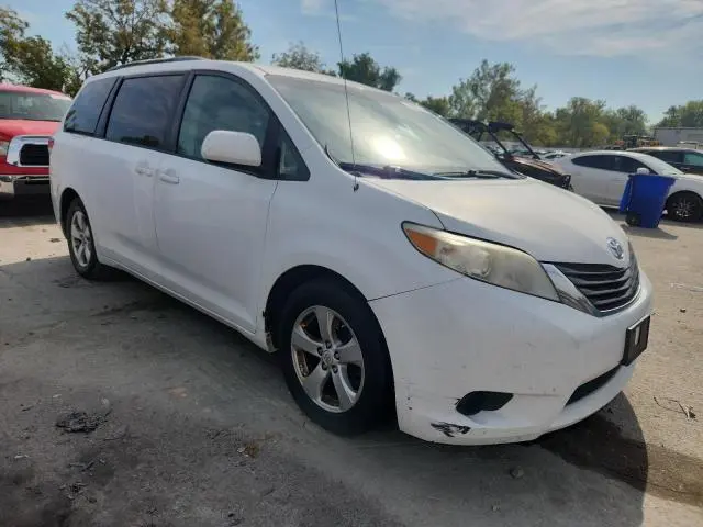 2011 TOYOTA SIENNA LE  