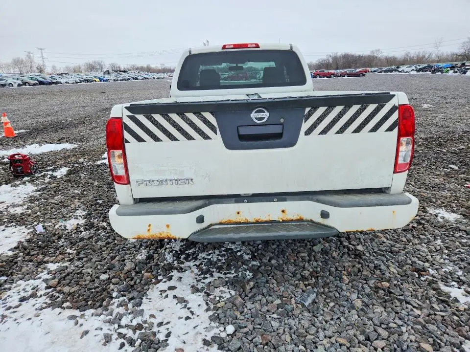 2017 NISSAN FRONTIER S  