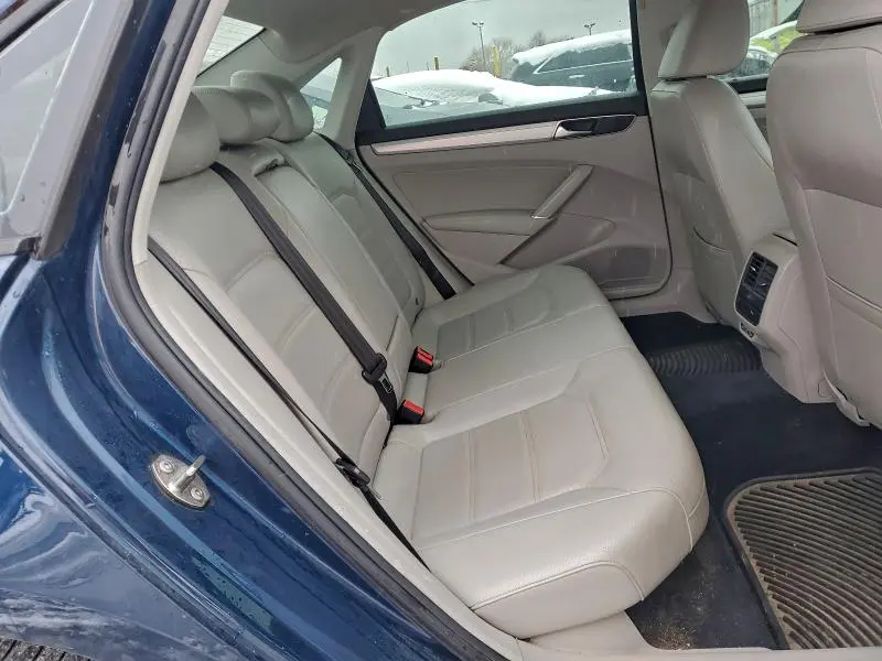 2019 VOLKSWAGEN PASSAT WOLFSBURG  