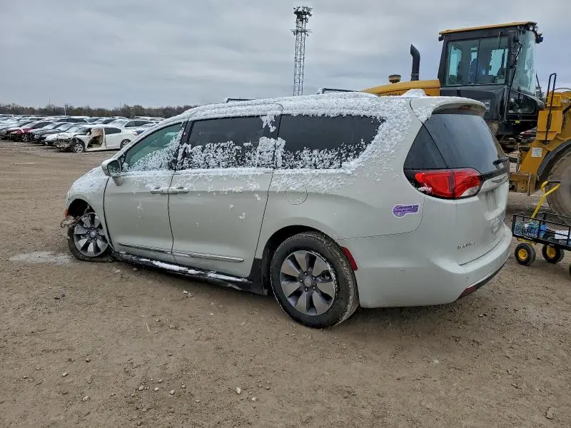2019 CHRYSLER PACIFICA HYBRID LIMITED  