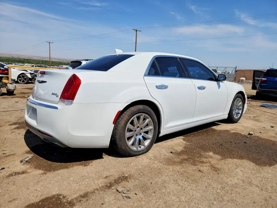2016 CHRYSLER 300C   