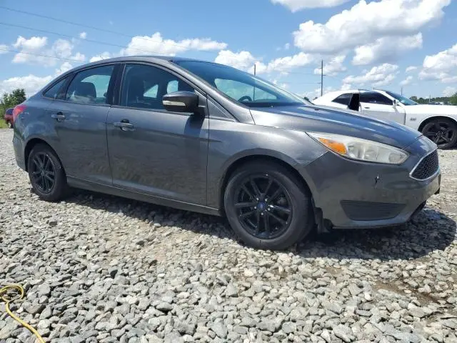 2016 FORD FOCUS SE  