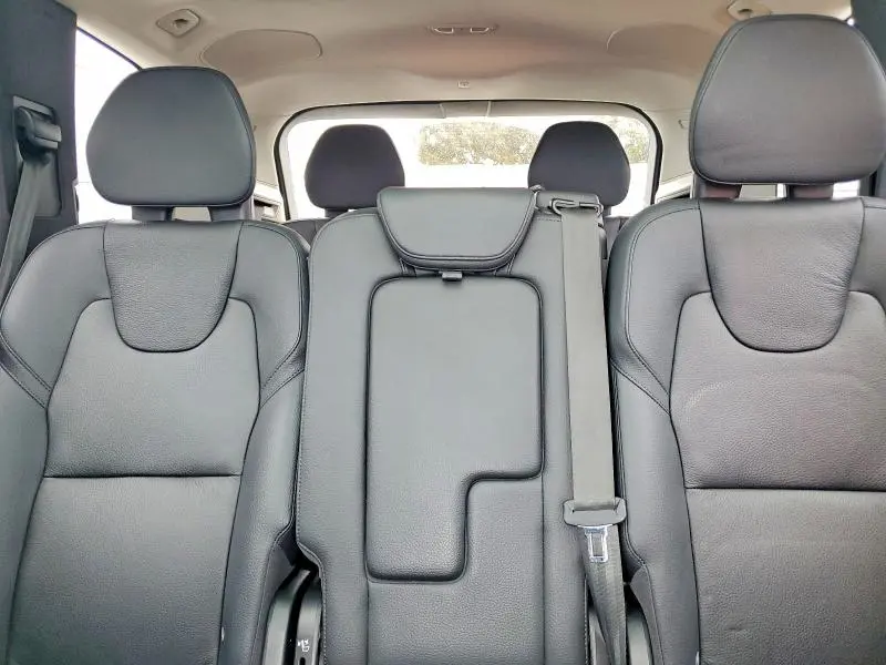 2023 VOLVO XC90 PLUS  