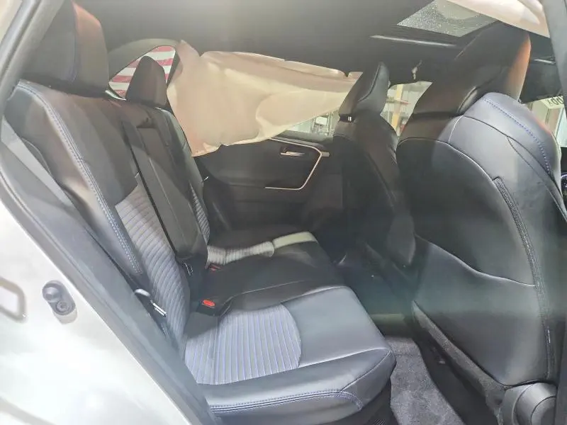 2021 TOYOTA RAV4 XSE  