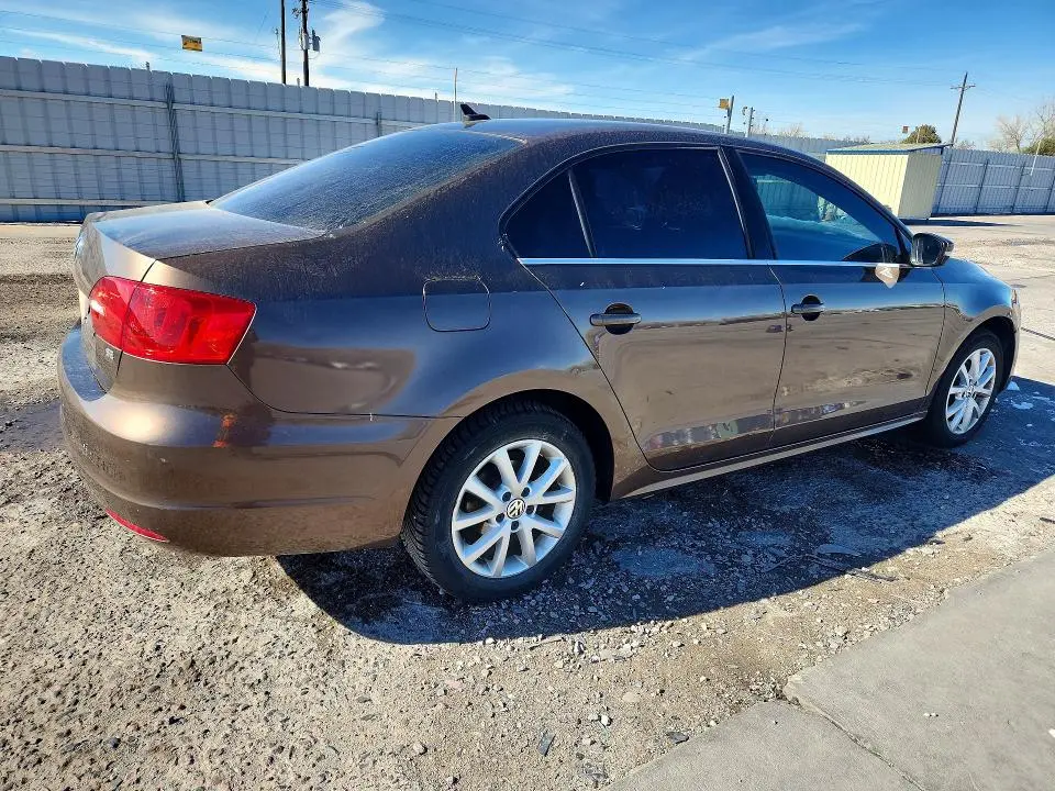 2014 VOLKSWAGEN JETTA SE  