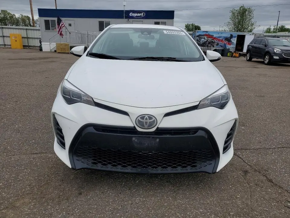 2017 TOYOTA COROLLA SE  