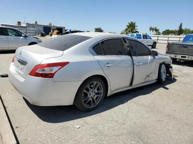 2011 NISSAN MAXIMA S  