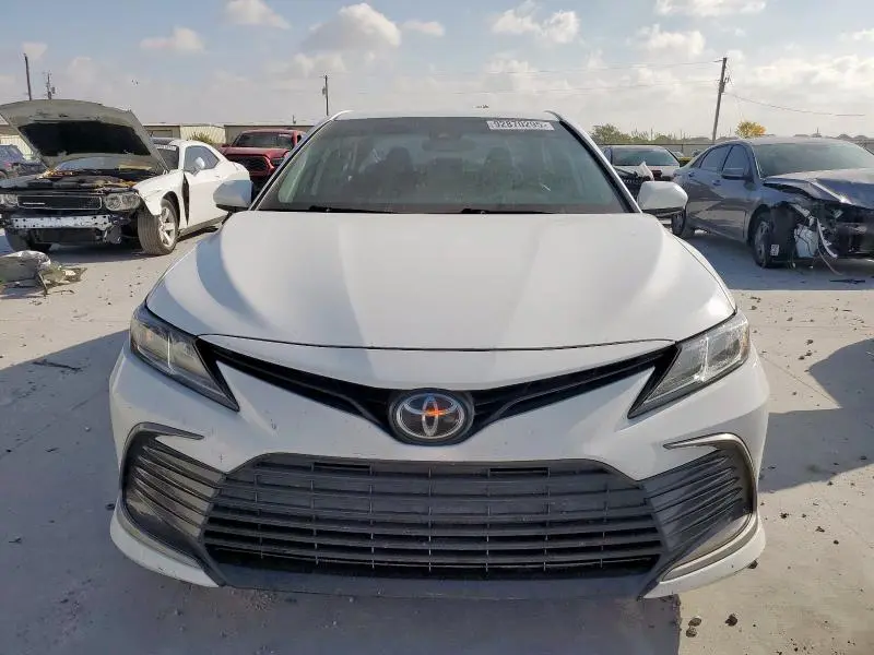 2021 TOYOTA CAMRY LE  