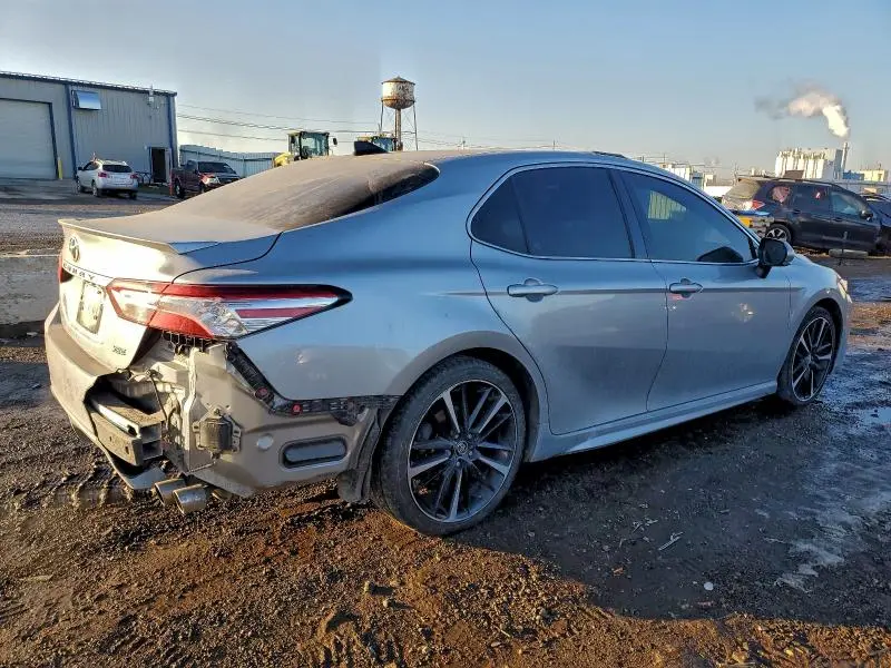 2020 TOYOTA CAMRY XSE  