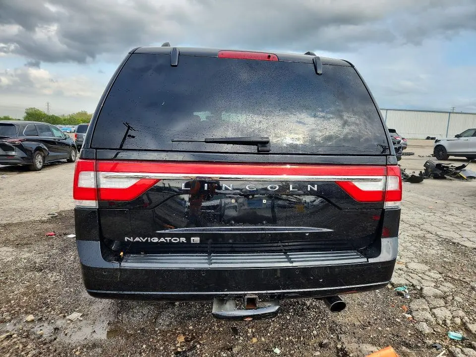2017 LINCOLN NAVIGATOR L RESERVE  