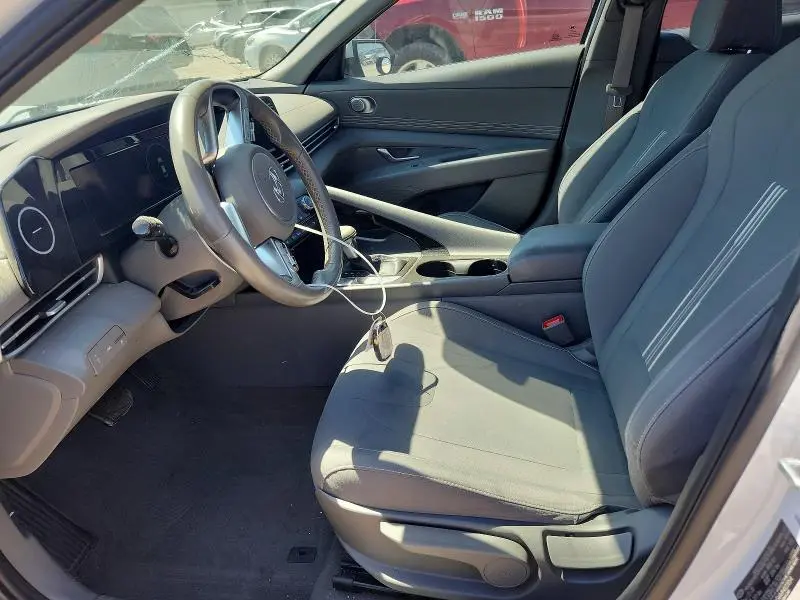 2021 HYUNDAI ELANTRA SEL  