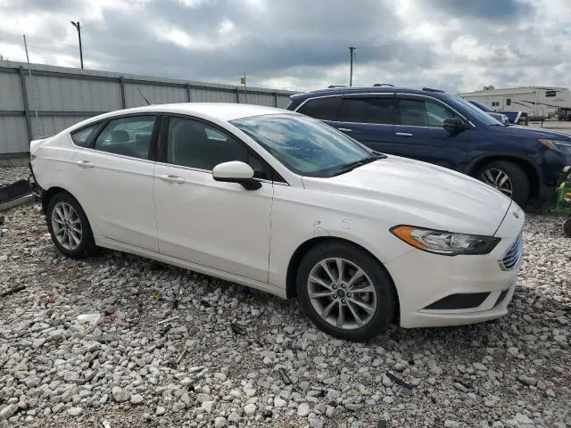 2017 FORD FUSION SE  