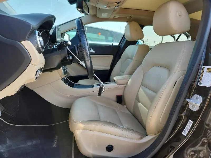 2015 MERCEDES-BENZ GLA 250  