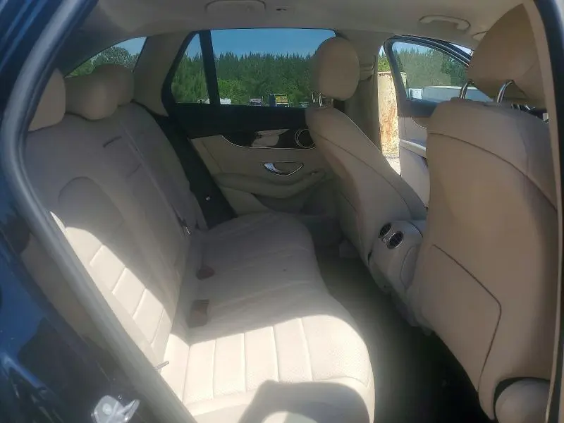 2017 MERCEDES-BENZ GLC 300  