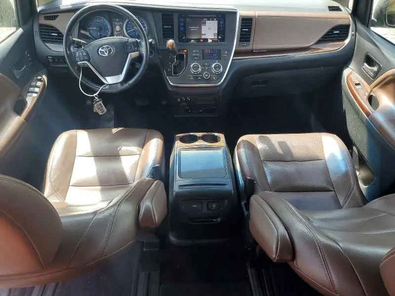 2015 TOYOTA SIENNA LIMITED PREMIUM 7-PASSENGER  
