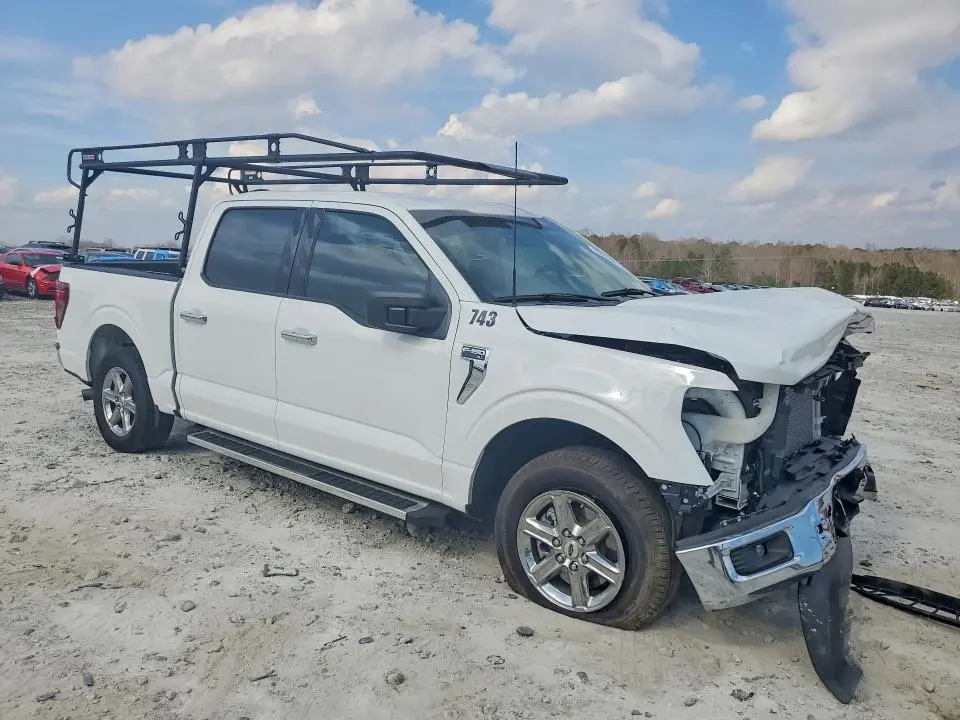 2025 FORD F150 XLT  