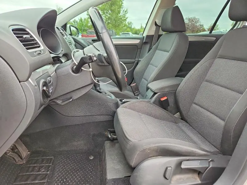 2012 VOLKSWAGEN GOLF   