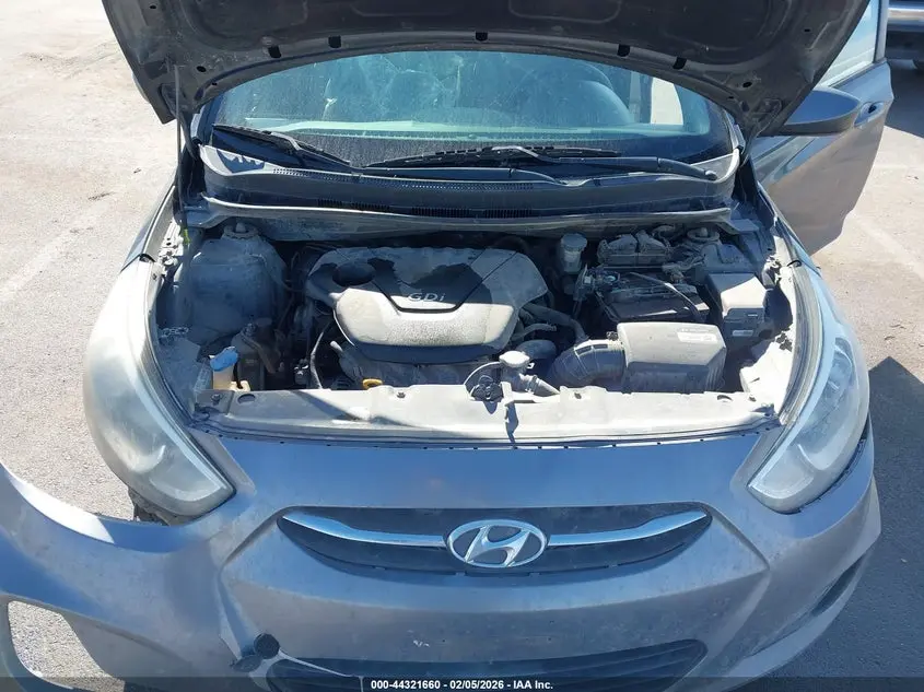 2015 HYUNDAI ACCENT GLS