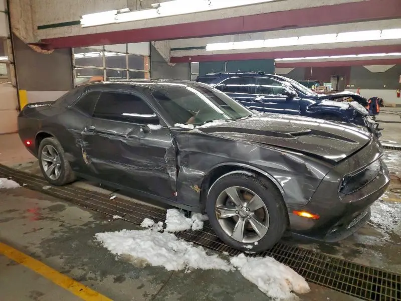 2020 DODGE CHALLENGER SXT  