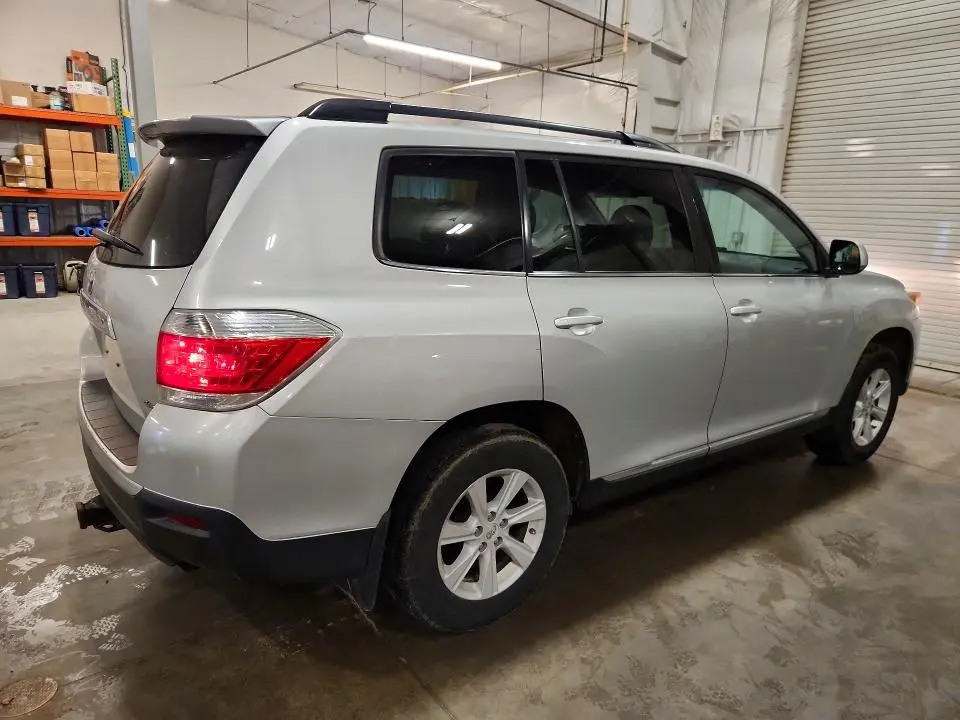 2012 TOYOTA HIGHLANDER BASE  