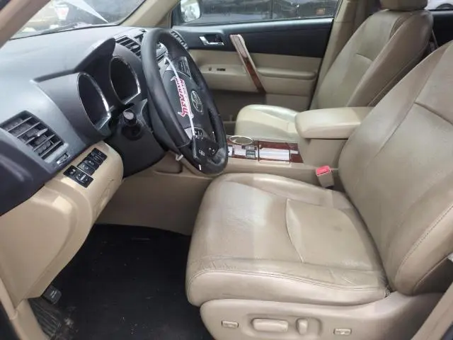 2013 TOYOTA HIGHLANDER LIMITED  