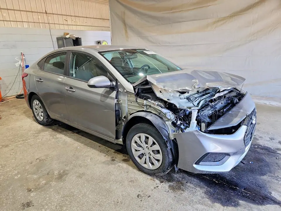 2021 HYUNDAI ACCENT SE  