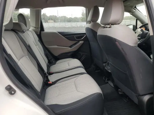 2021 SUBARU FORESTER