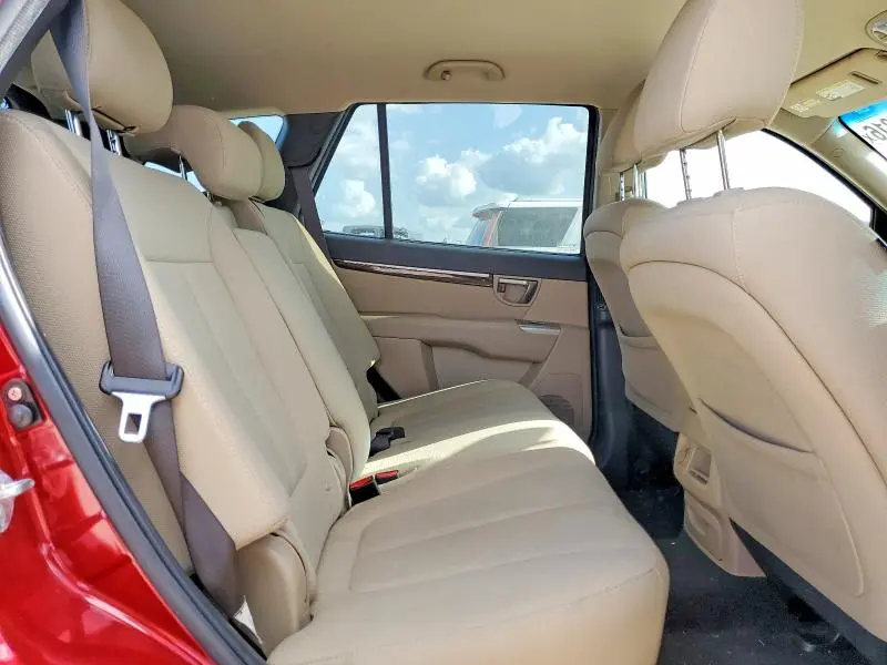 2011 HYUNDAI SANTA FE GLS  