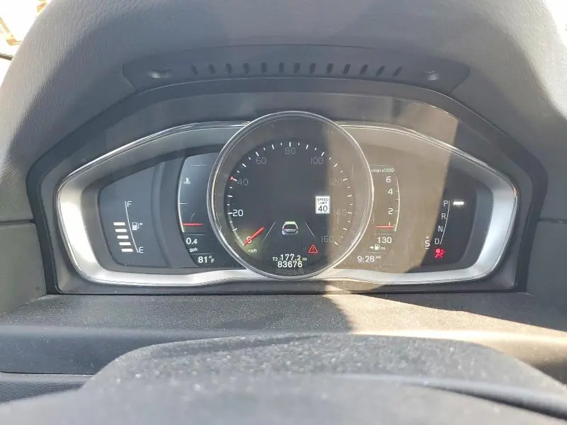 2015 VOLVO XC70 T6 PLATINUM  