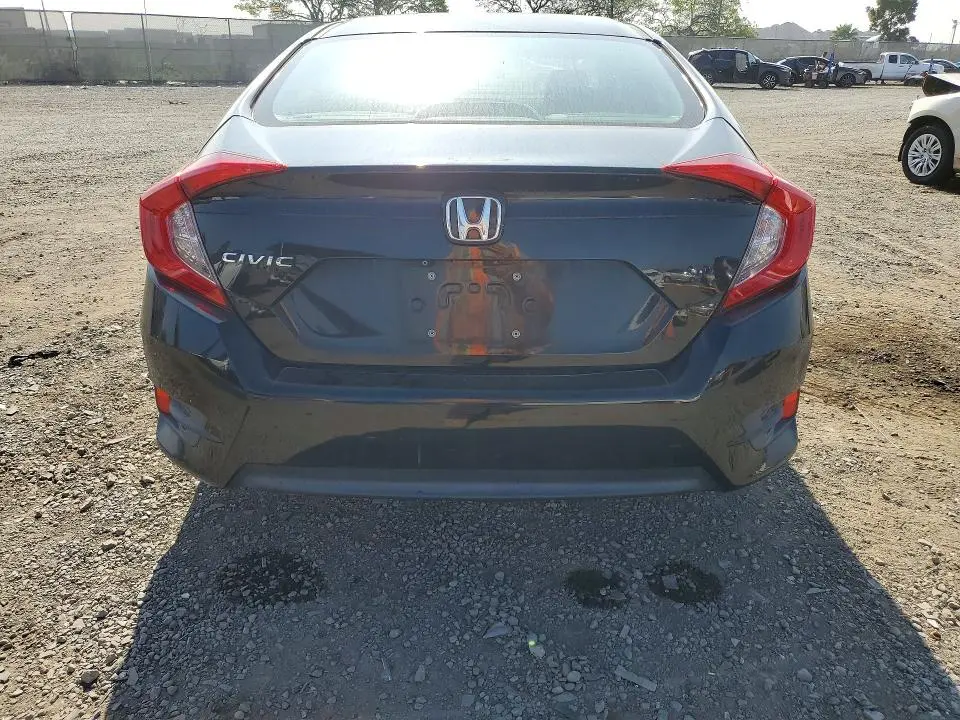 2018 HONDA CIVIC LX  