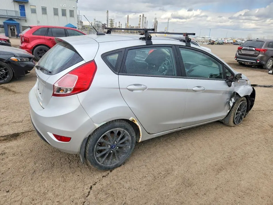 2014 FORD FIESTA SE  