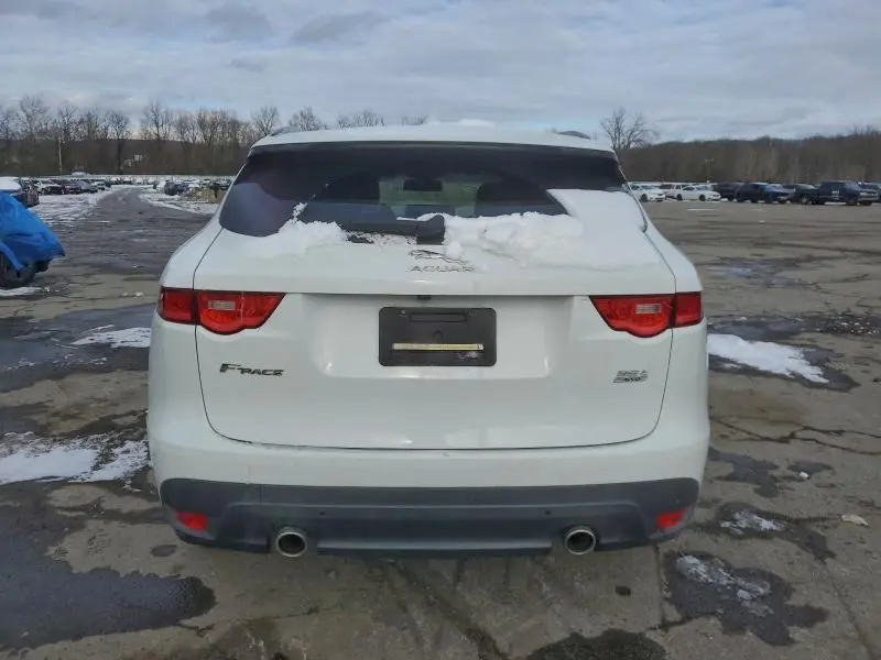 2017 JAGUAR F-PACE R - SPORT  