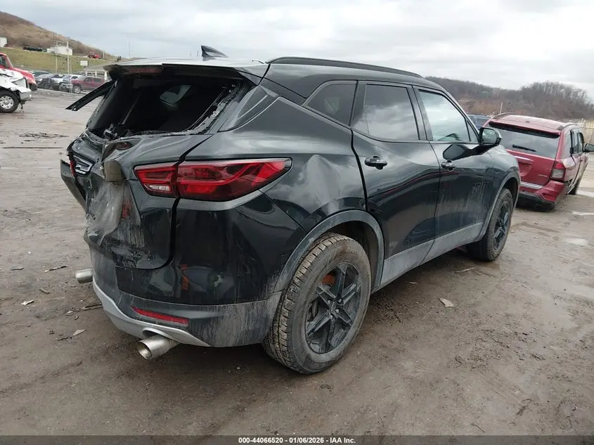2023 CHEVROLET BLAZER AWD 2LT