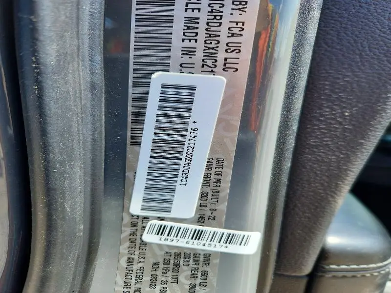 2022 DODGE DURANGO SXT  