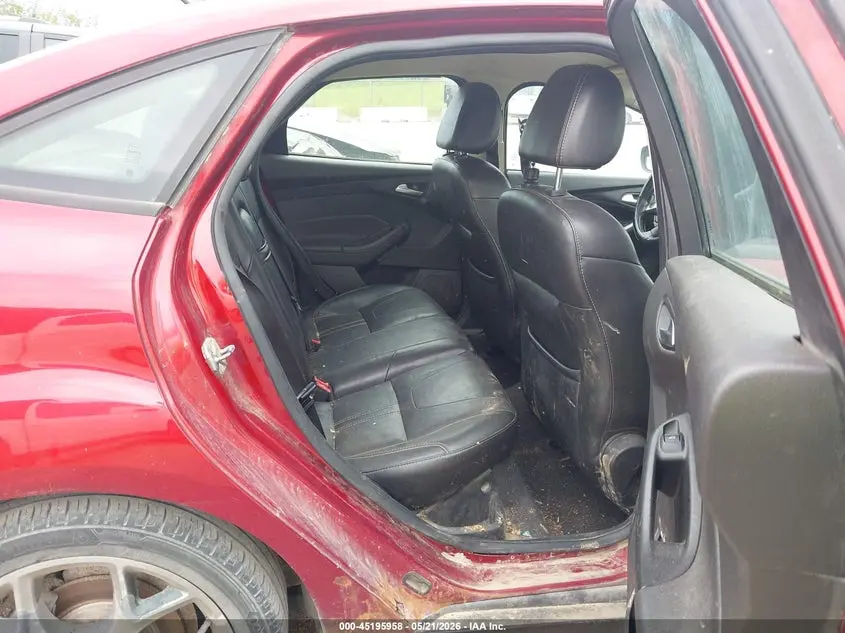 2013 FORD FOCUS SE