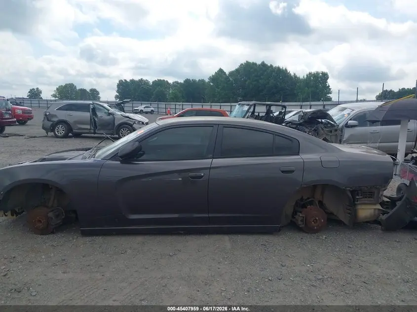 2014 DODGE CHARGER SE