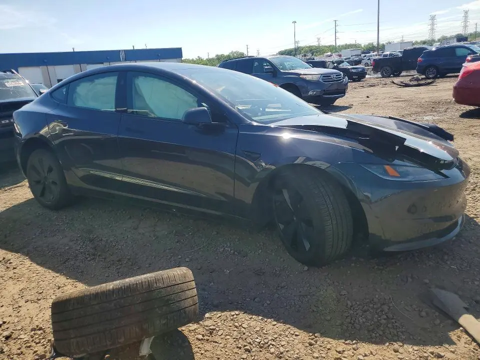 2025 TESLA MODEL 3   