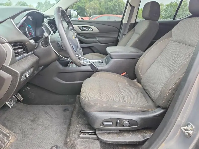 2019 CHEVROLET TRAVERSE LT  